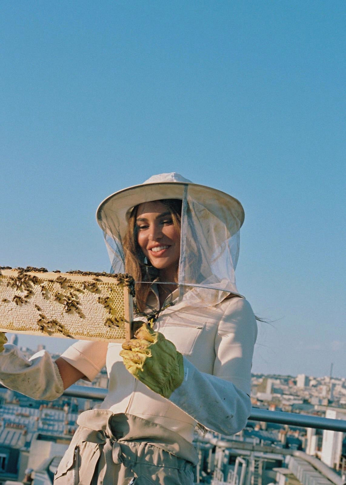 Gisou Bee Learning: The E-Learning Course For Aspiring Beekeepers